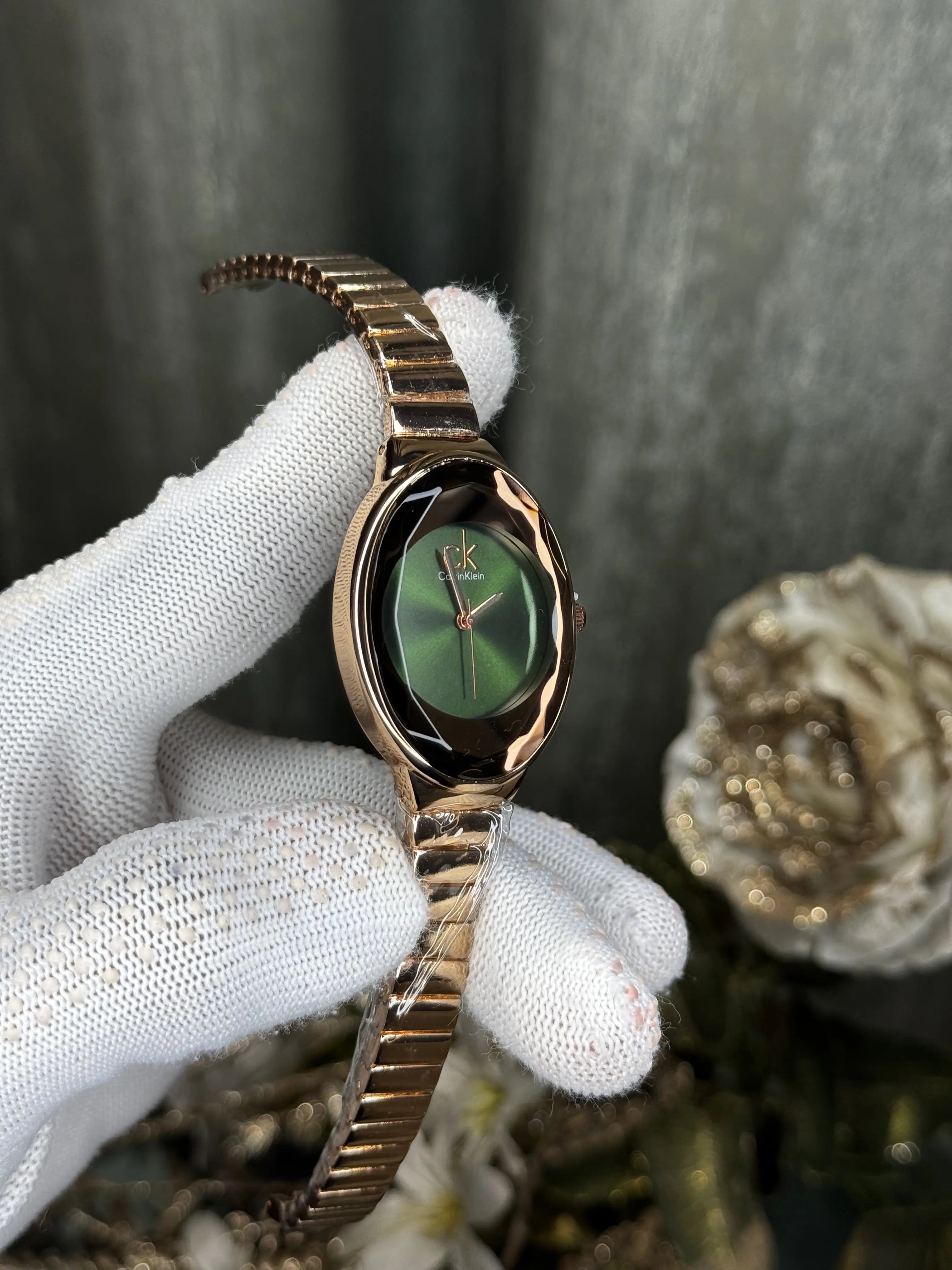 Calvin Klei n Oval Copper Green Premium Watch Main image