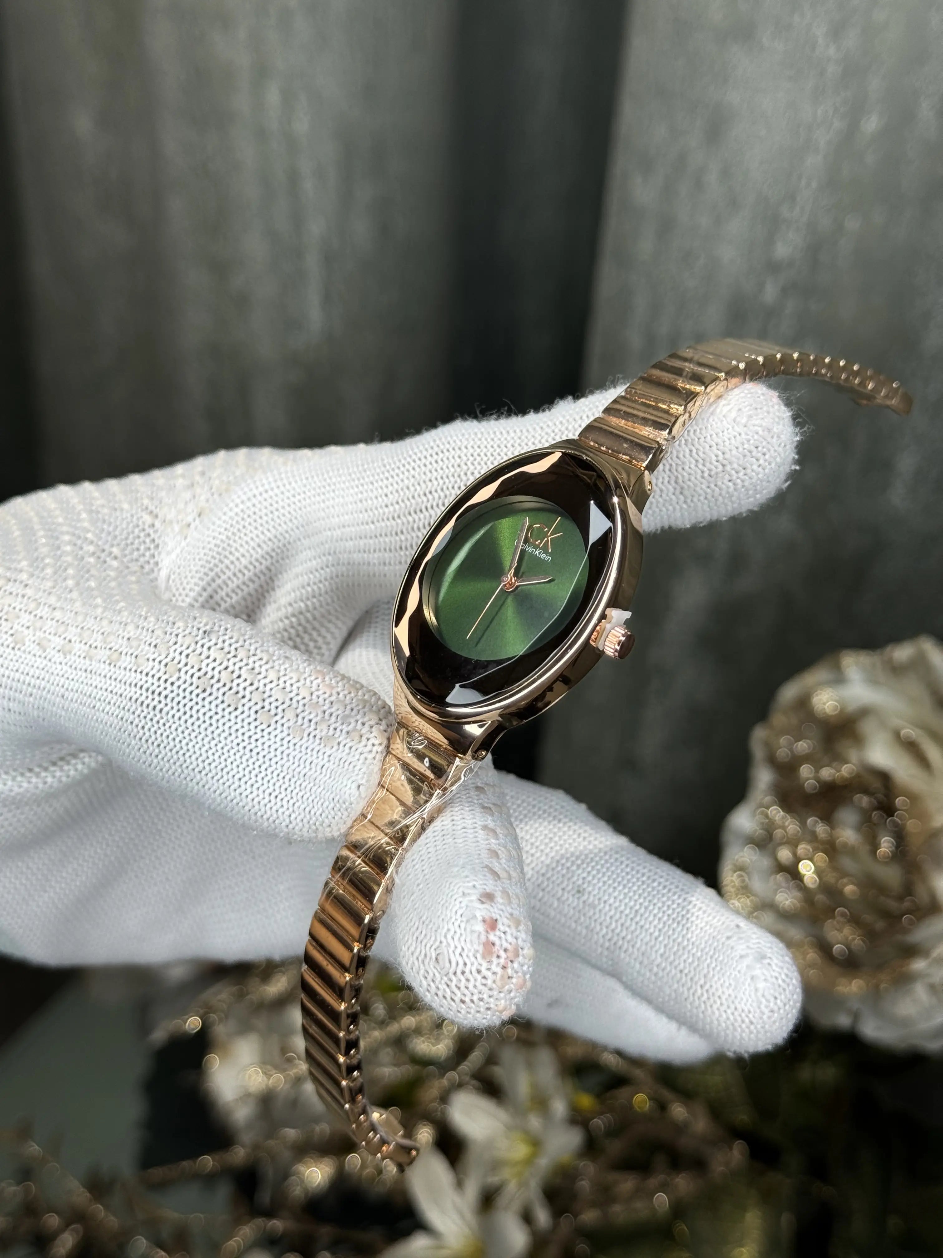 Calvin Klei n Oval Copper Green Premium Watch Secondary image