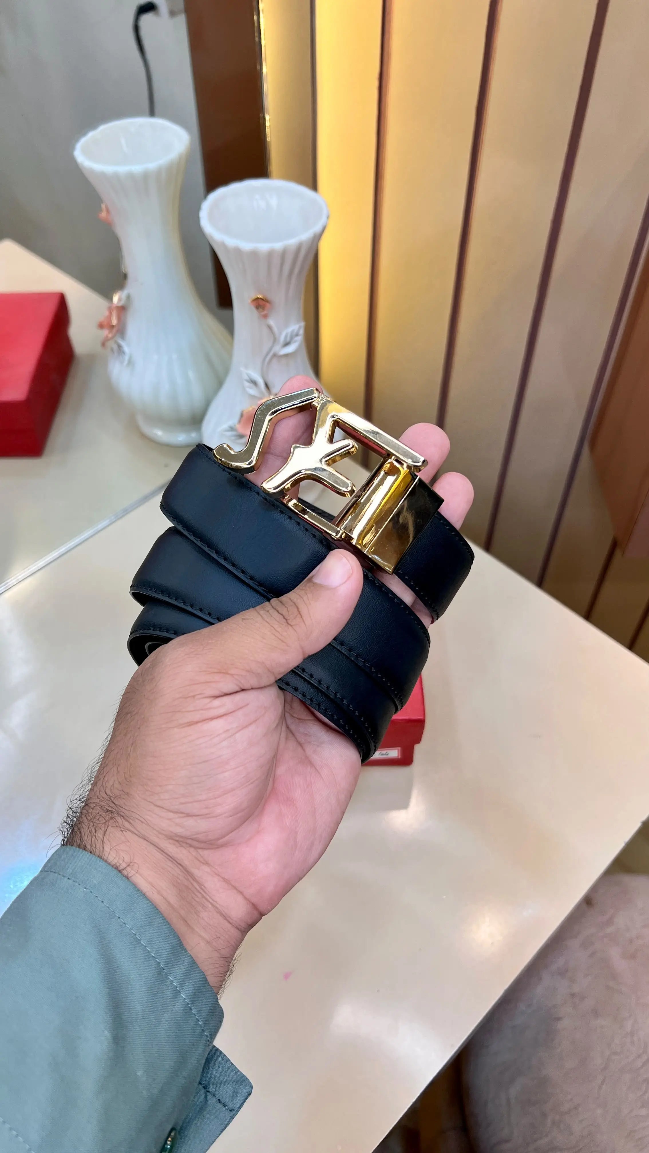 SF SALVATORE FARRAGAMO IMP PREMIUM QUALITY REVERSEABLE BELT WITH OG BOX 