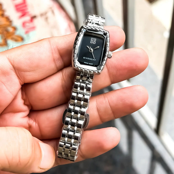 GIVENCHY_SILVER_BLACK