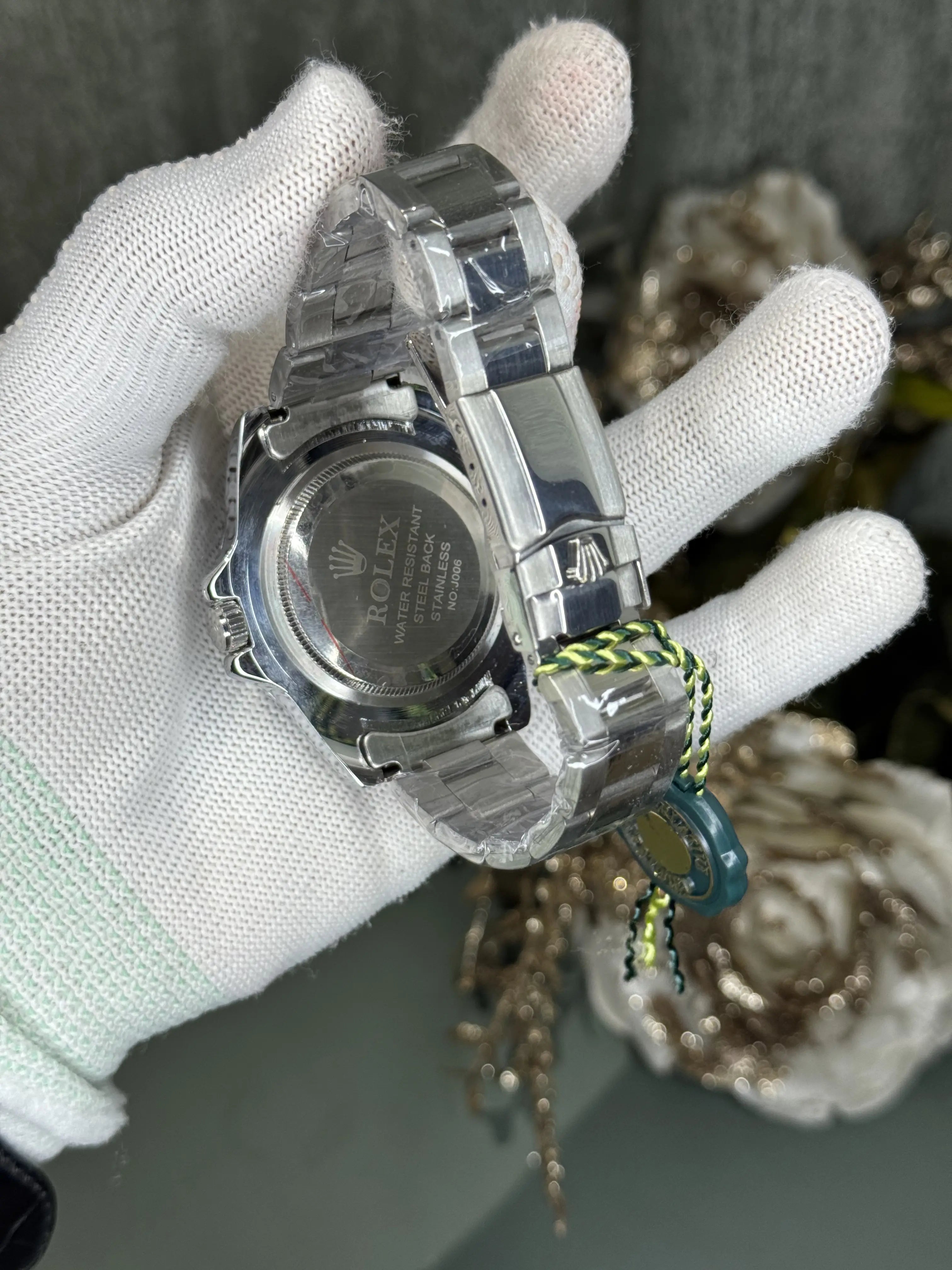 Role x Submariner Silver Red Premium Quartz Watch